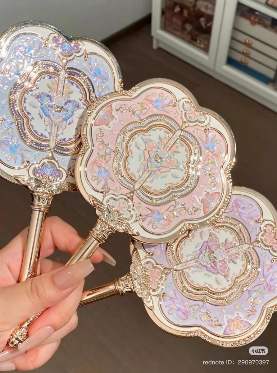 Flowerknows Butterfly Cloud Collar Mirror